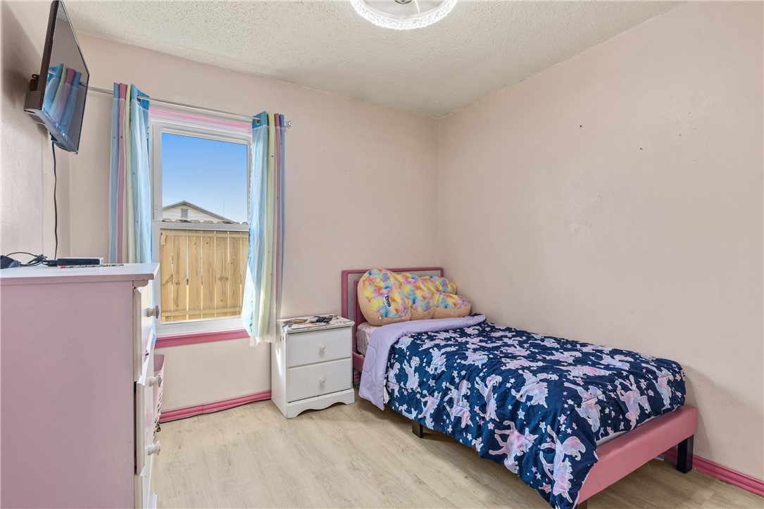 2700 Avenue D Property Photo 11