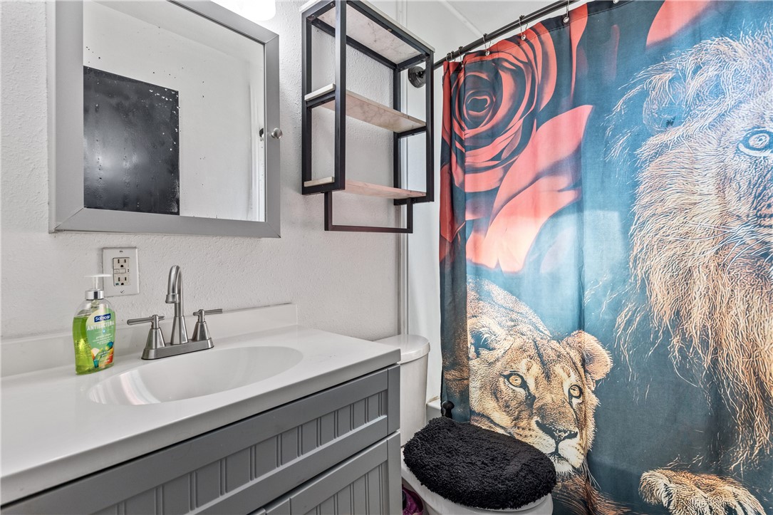 2700 Avenue D Property Photo 15