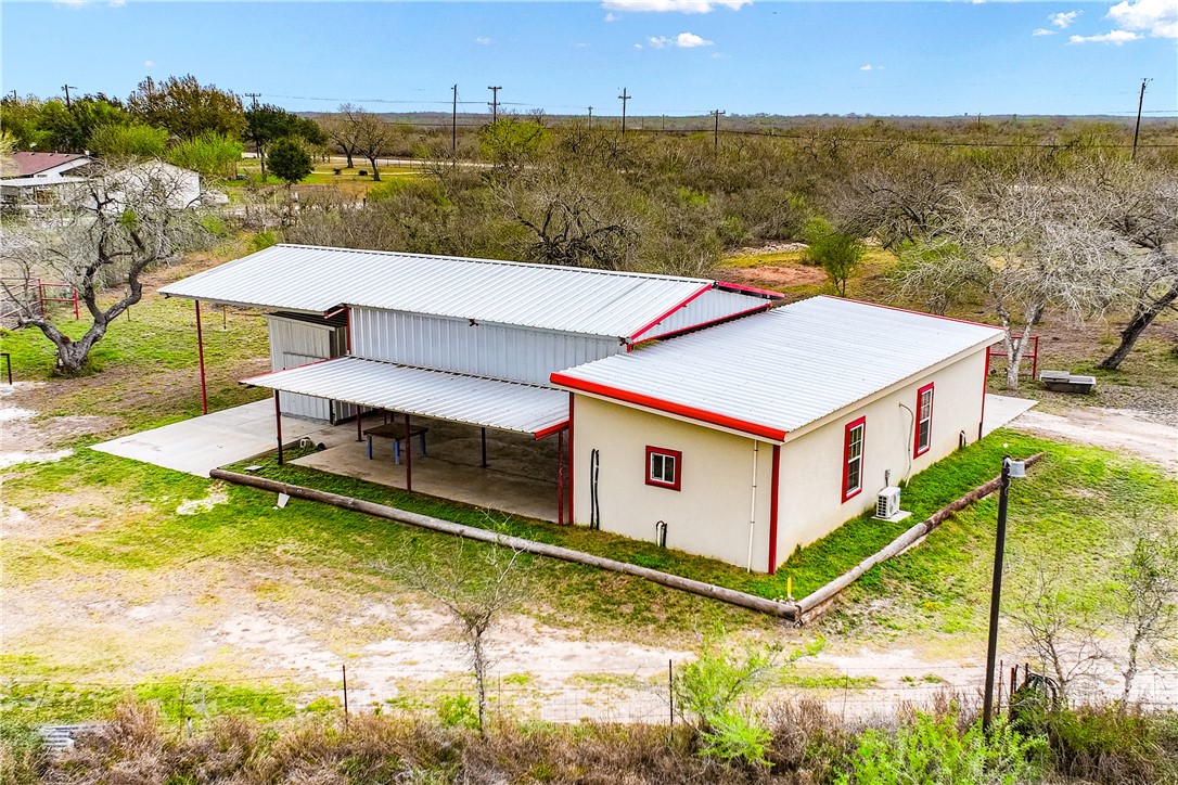 6802 Cr 103 Property Photo 3