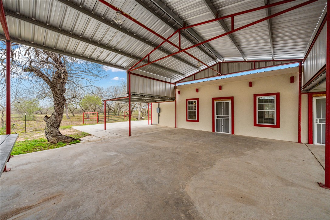 6802 Cr 103 Property Photo 37