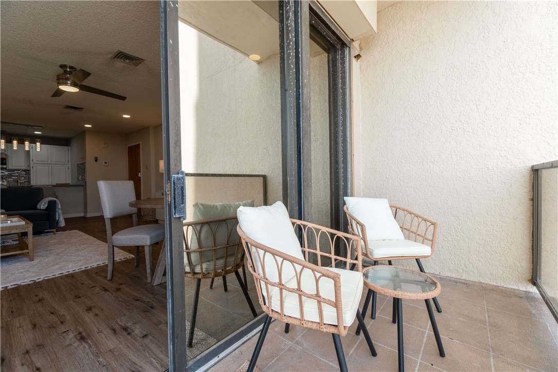 1400 Ocean Dr 501c Property Photo 8