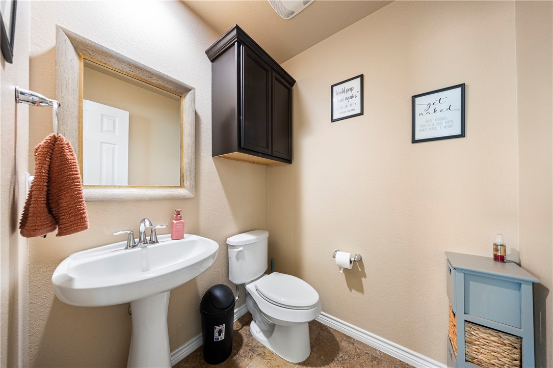 414 Long Pointe Dr Property Photo 21