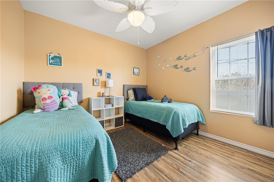 112 Tropical Breeze Property Photo 14