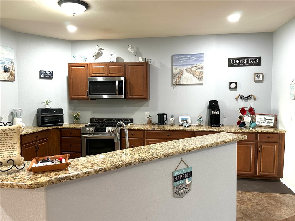 15517 Dyna St Property Photo 8