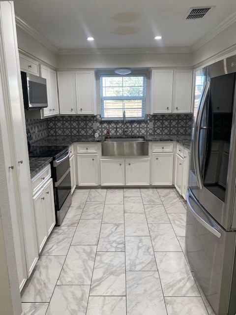 7430 Canis Dr Property Photo 4