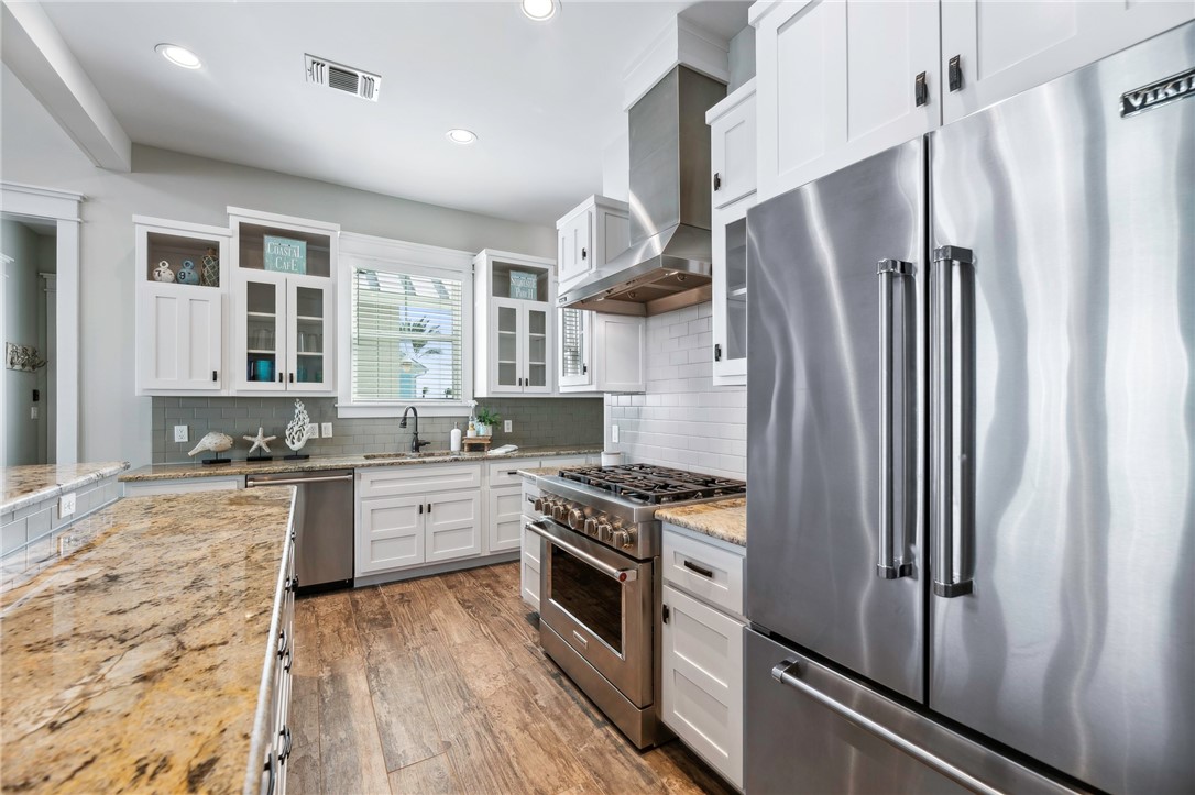 1009 Fiji Dr Property Photo 10