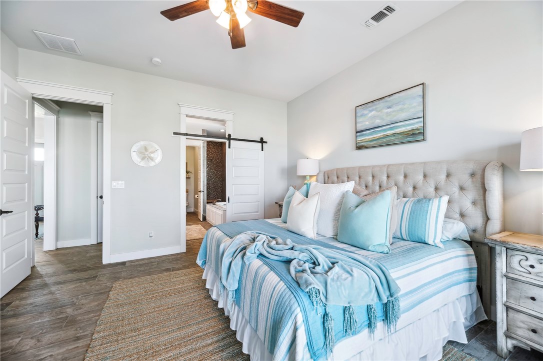 1009 Fiji Dr Property Photo 16