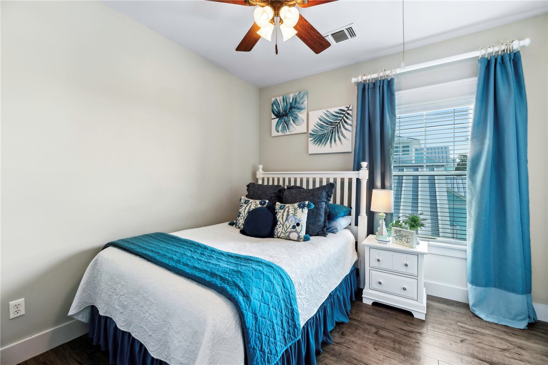 1009 Fiji Dr Property Photo 29