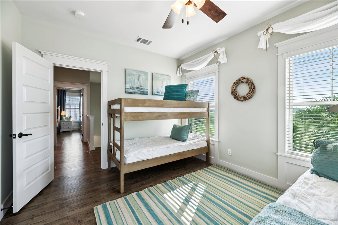 1009 Fiji Dr Property Photo 32