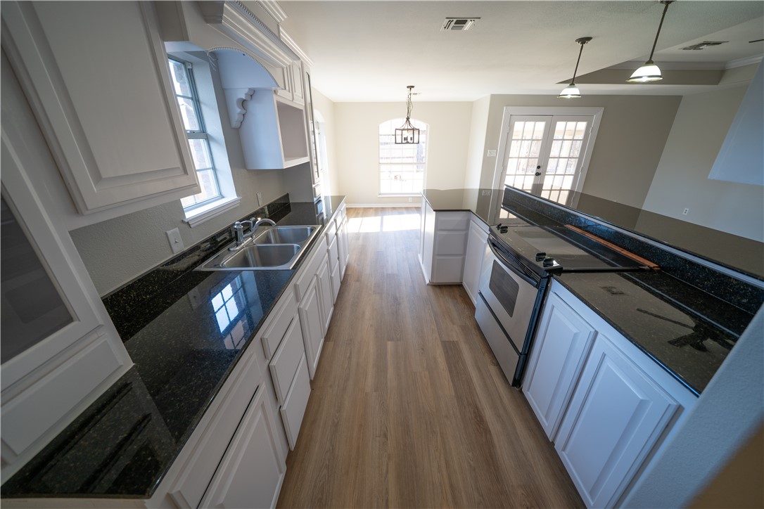 3721 N Creek Cr Property Photo 7