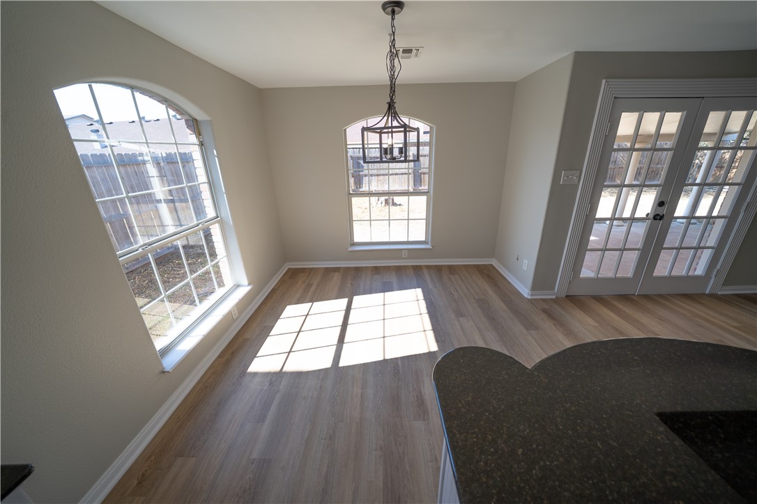 3721 N Creek Cr Property Photo 9