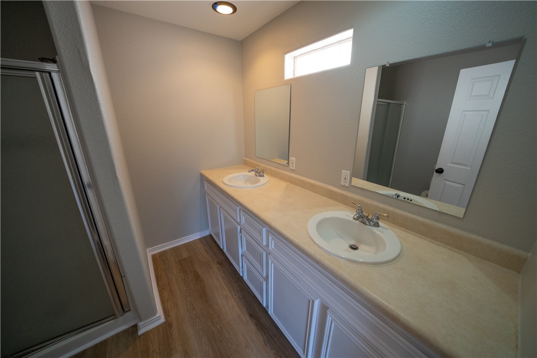 3721 N Creek Cr Property Photo 14