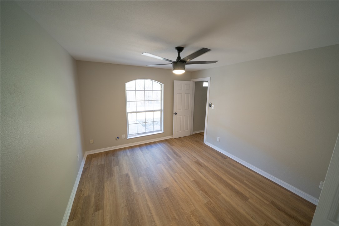 3721 N Creek Cr Property Photo 19