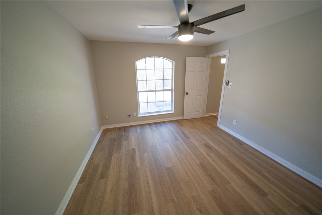 3721 N Creek Cr Property Photo 23