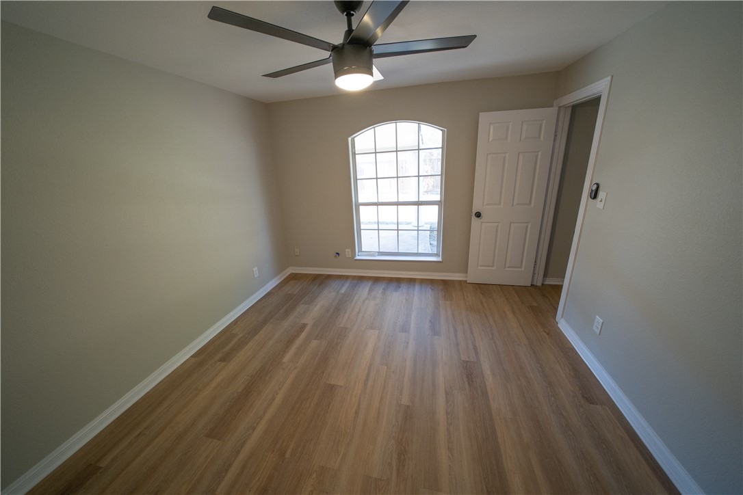 3721 N Creek Cr Property Photo 26