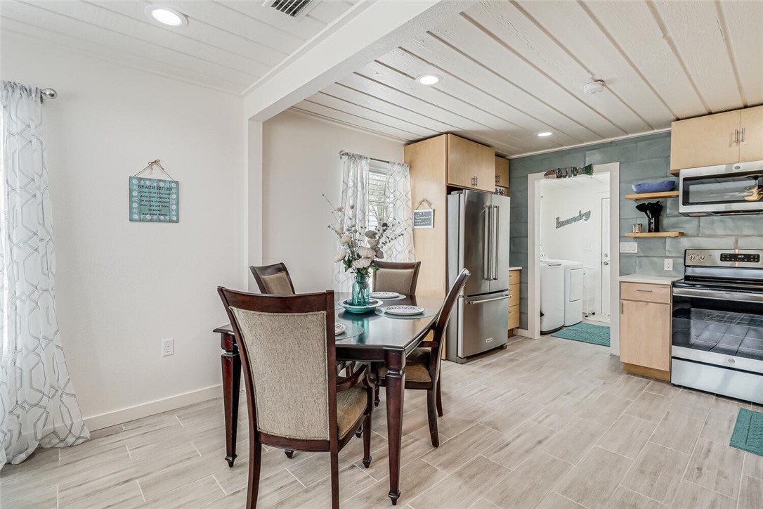 403 S Gulf St Property Photo 13