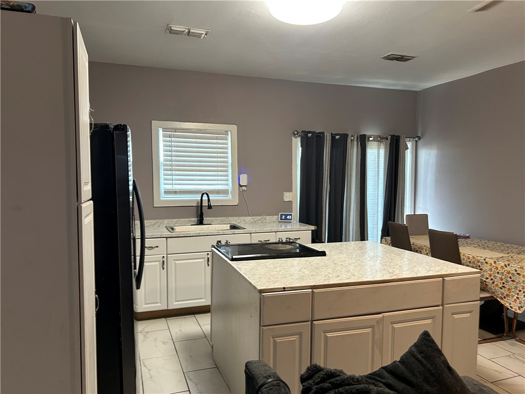 3501 S Granado Dr Property Photo 3