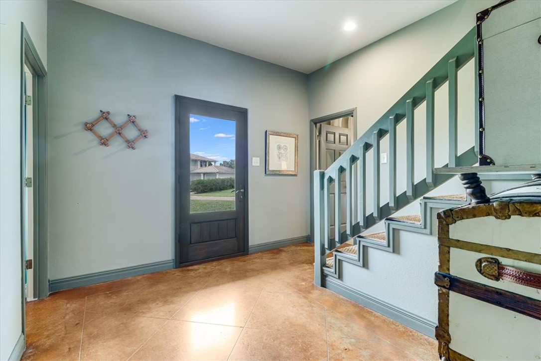 488 Margo Ln Property Photo 5