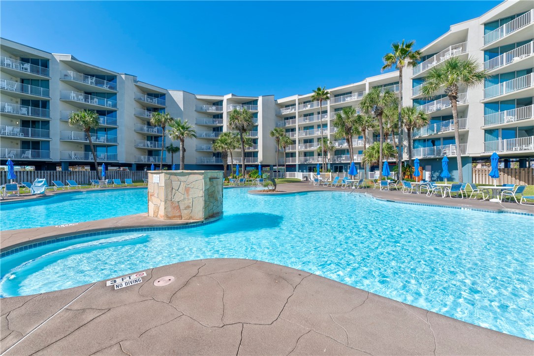 800 Sandcastle Dr 415 Property Photo 3