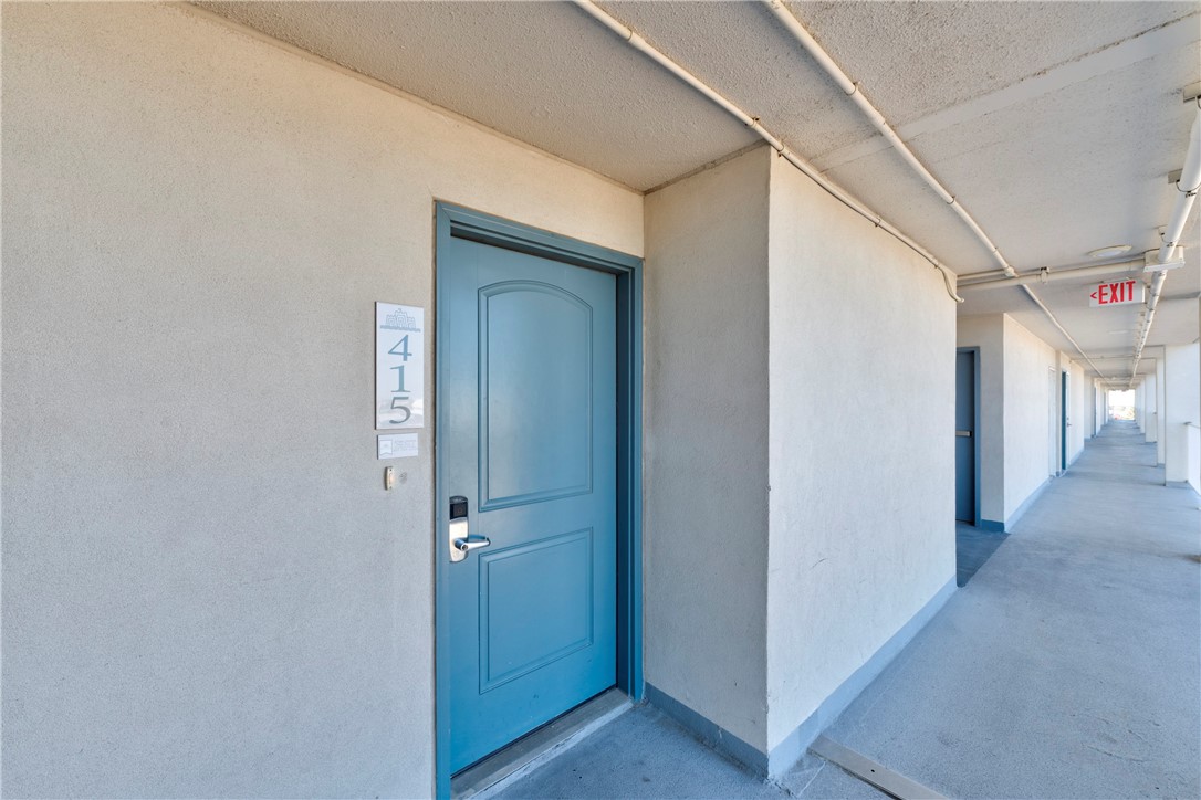 800 Sandcastle Dr 415 Property Photo 4