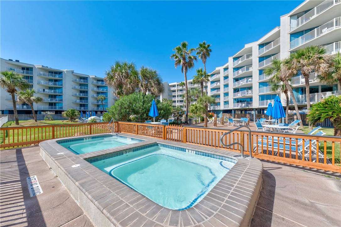 800 Sandcastle Dr 415 Property Photo 19