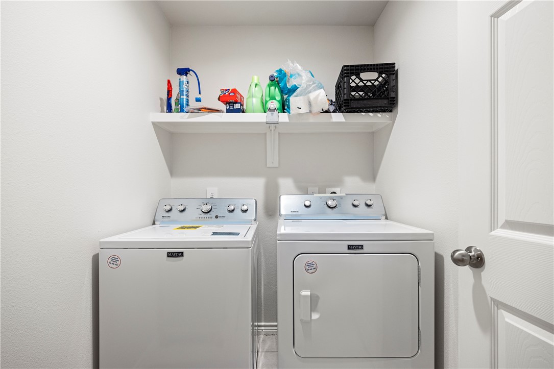 1914 Secretariat Dr Property Photo 8