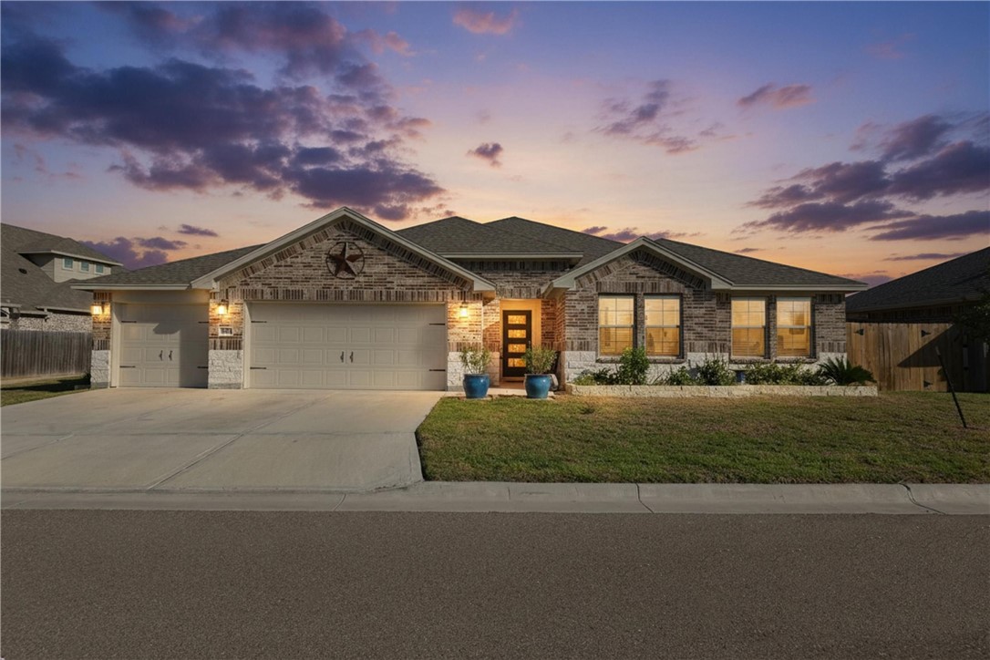 7938 Rancho Vista Blvd E Property Photo 1