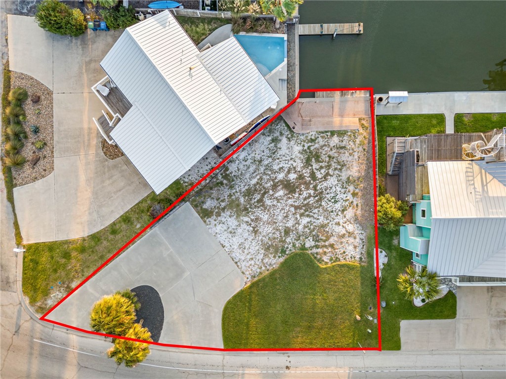 1863 Bay Shore Dr Property Photo 2