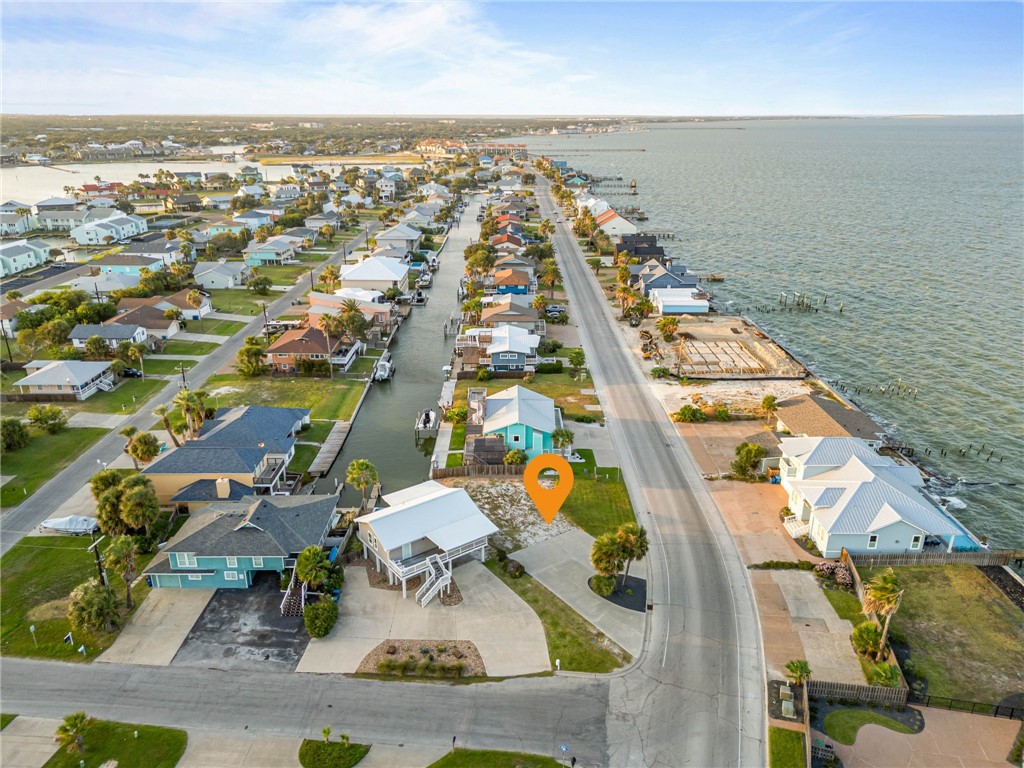 1863 Bay Shore Dr Property Photo 4