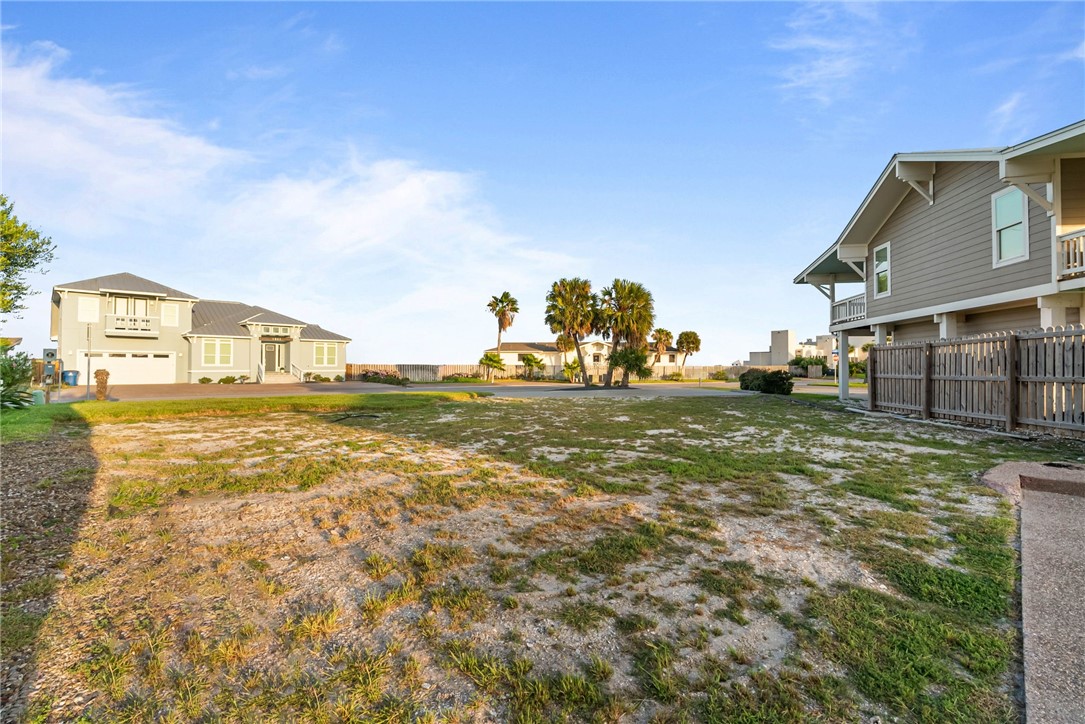 1863 Bay Shore Dr Property Photo 11