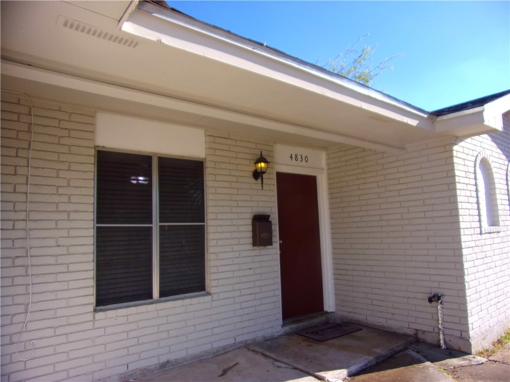 4830 Bluebelle Ln Property Photo 1