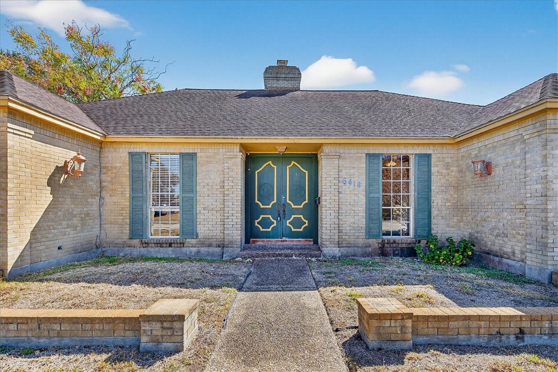 6418 Long Circle Property Photo 2