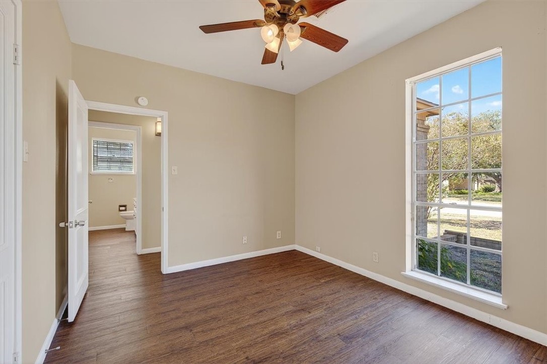 6418 Long Circle Property Photo 28