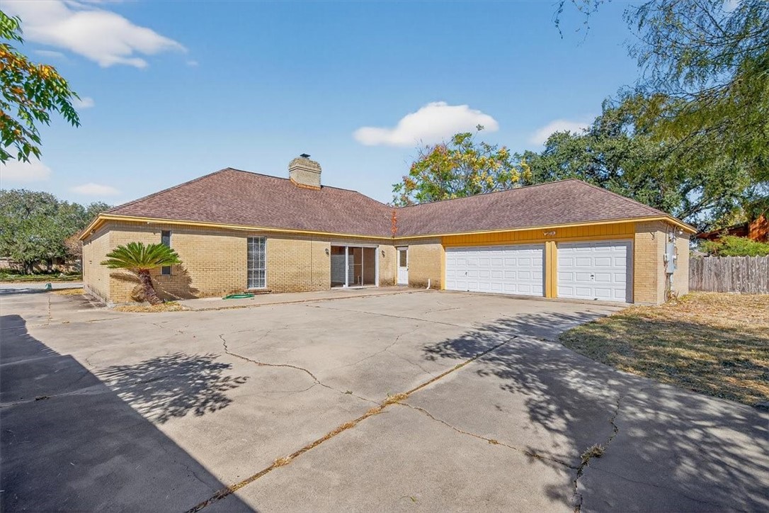 6418 Long Circle Property Photo 39