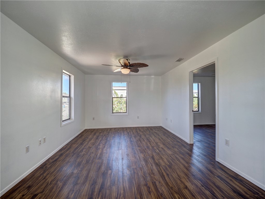 613 Gulf St Property Photo 10