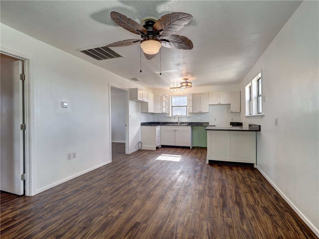 613 Gulf St Property Photo 11