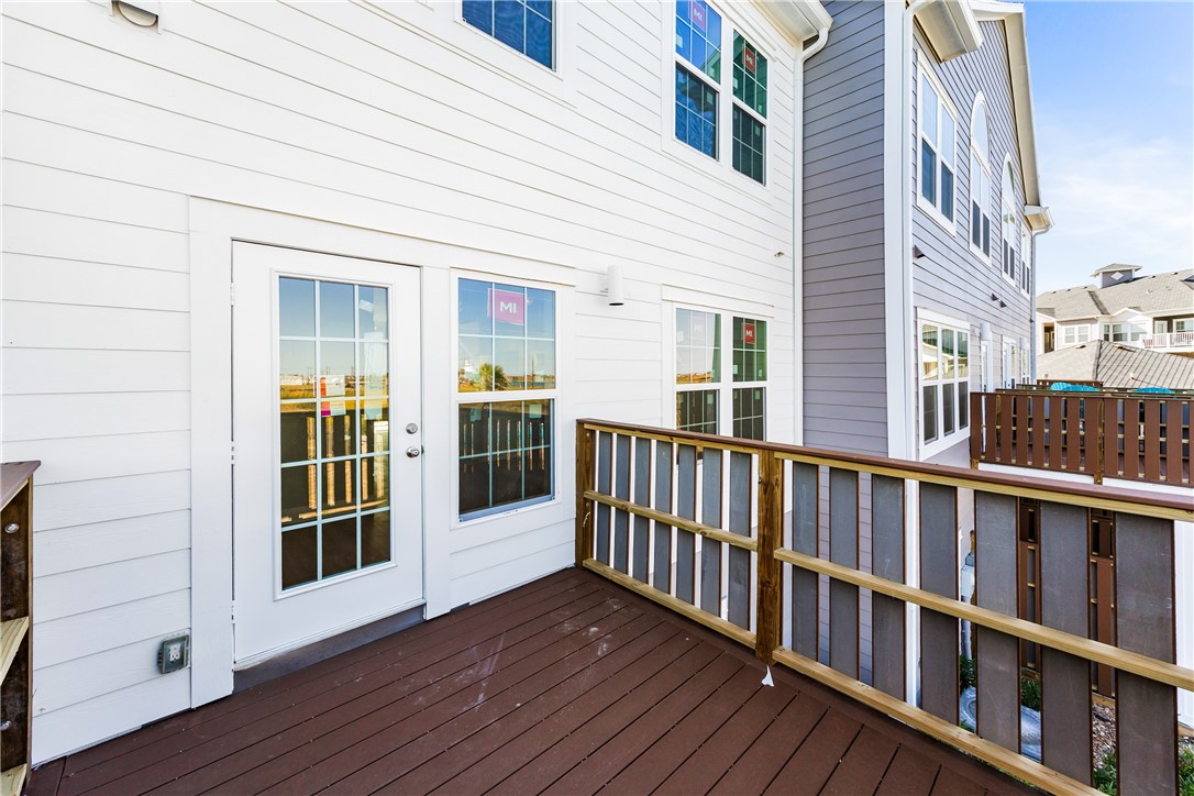 14814 Whitecap Blvd Property Photo 33