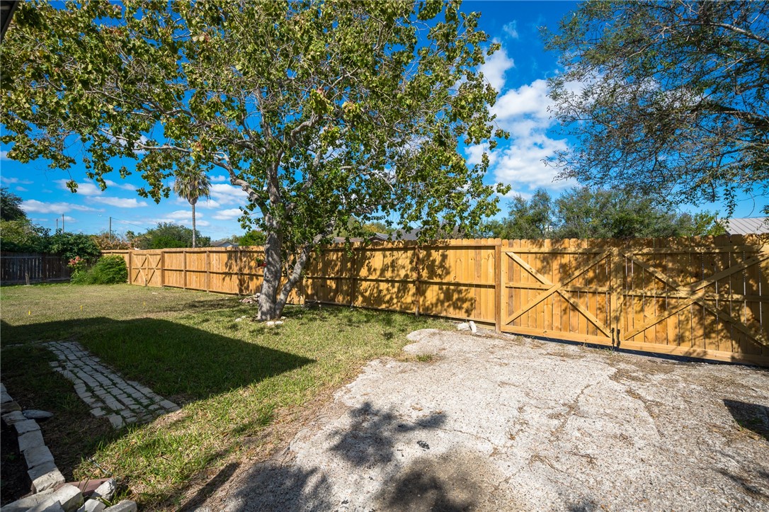 3609 Wright St Property Photo 8
