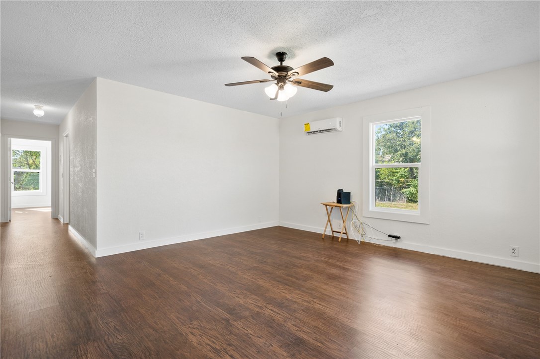 3609 Wright St Property Photo 11