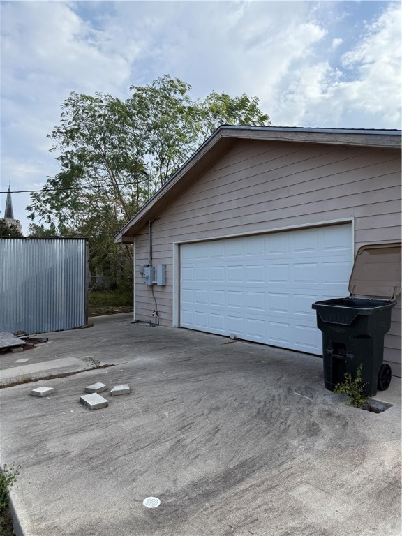 217 E Main St Property Photo 12