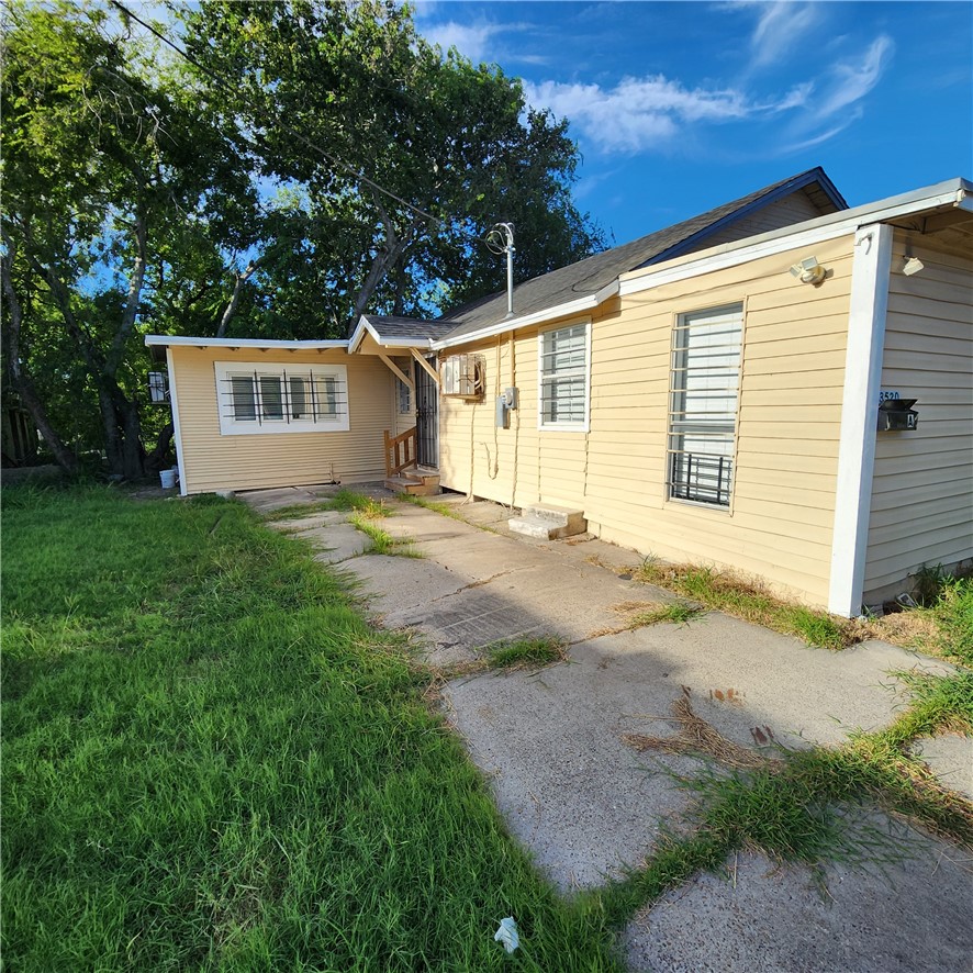 3520 Lou St Property Photo 1