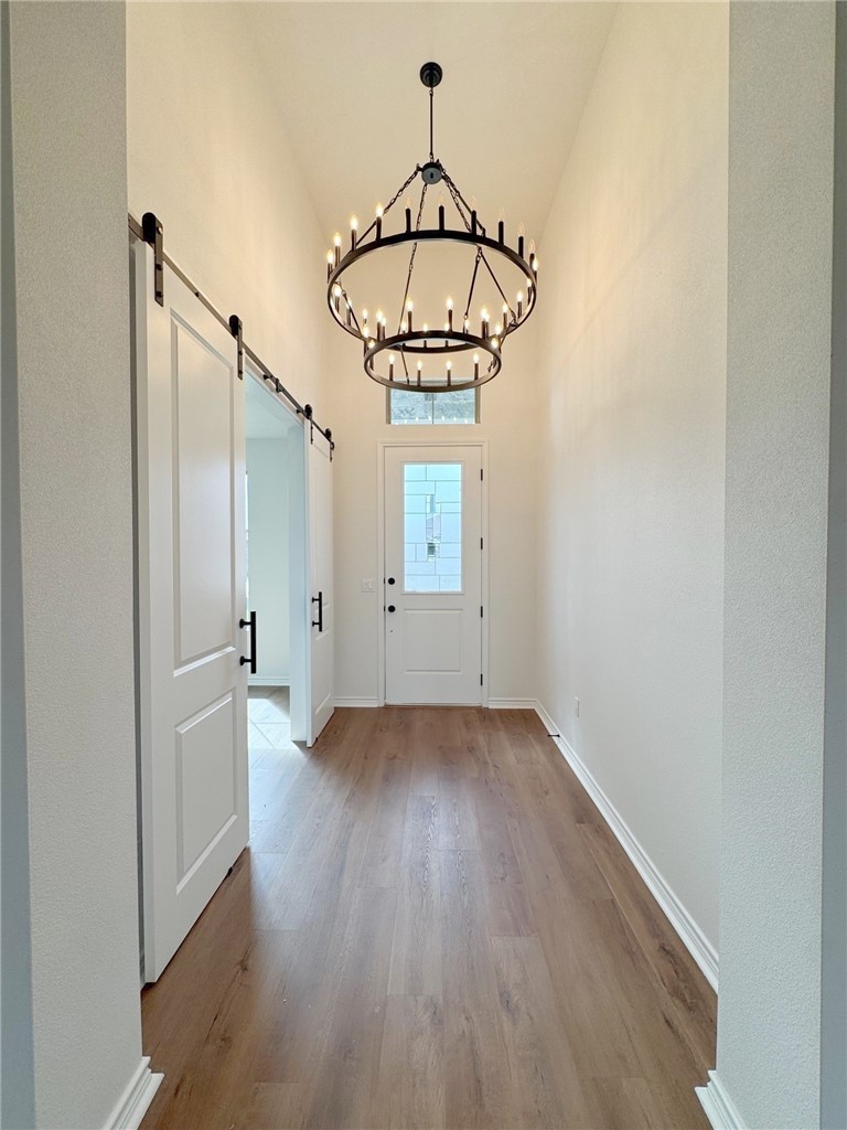 2405 Blessed St Property Photo 2