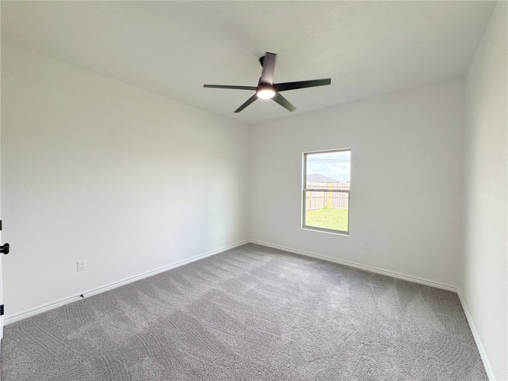 2405 Blessed St Property Photo 18