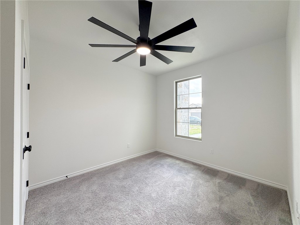 2405 Blessed St Property Photo 25