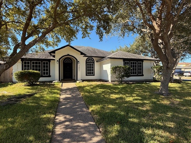 7001 Madiera Dr Property Photo 1