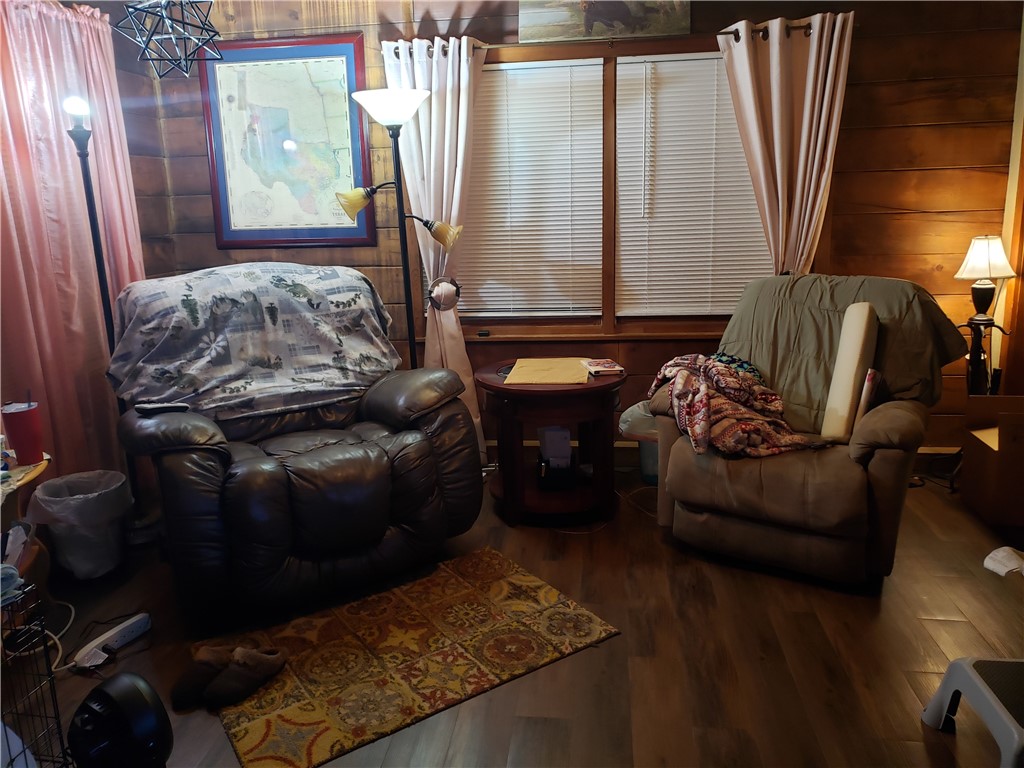 12212 County Road 1336 Property Photo 11
