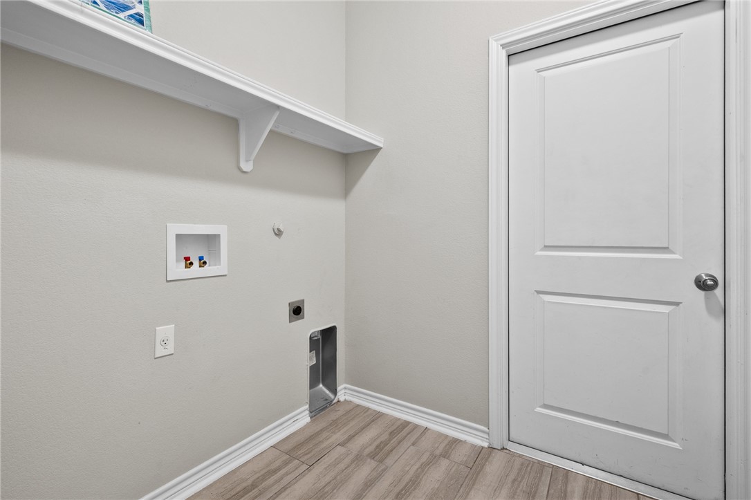 1032 Pasadena St Property Photo 28