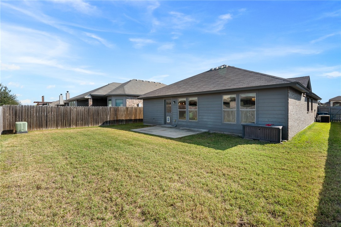 1032 Pasadena St Property Photo 33