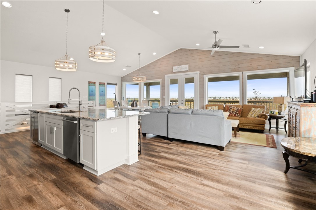 346 Royal Dunes Property Photo 4