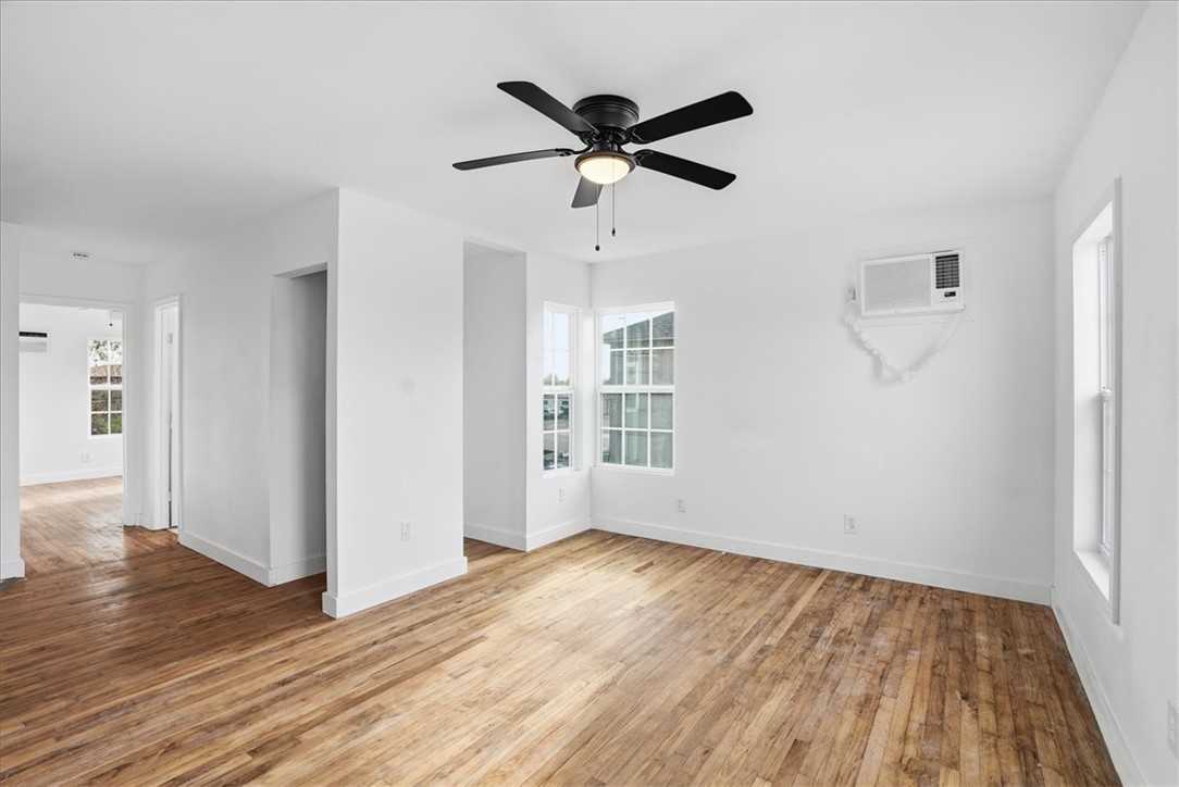 905 Louisiana Ave 2 Property Photo 2
